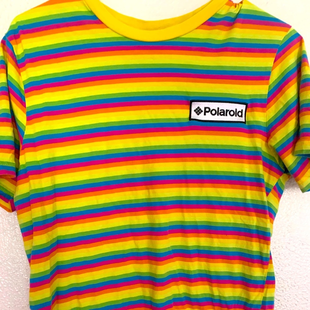 Men’s small comfy Polaroid tee 🧡